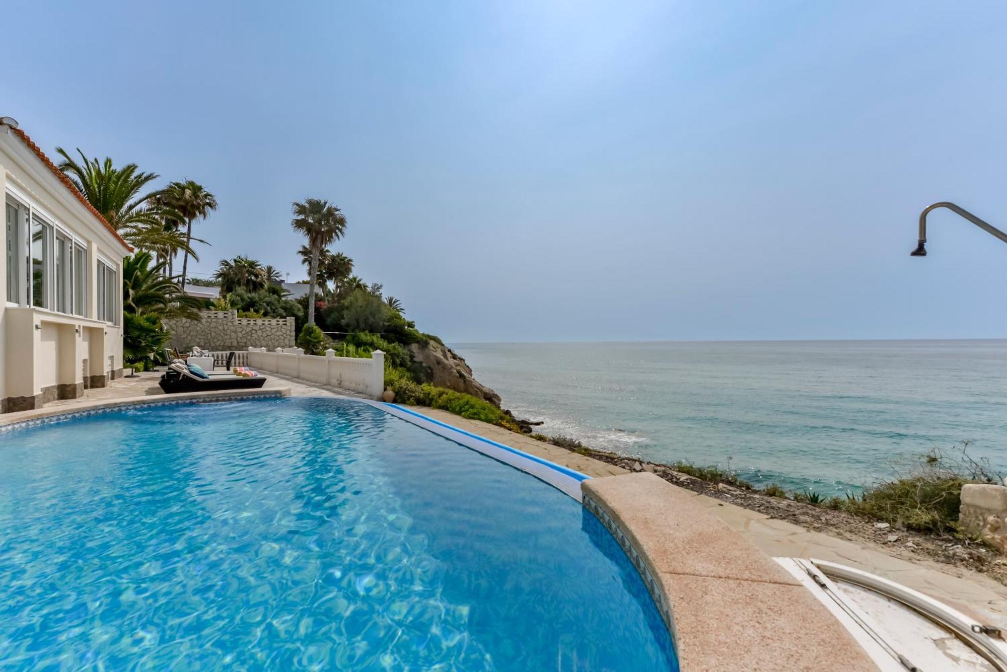 Bahia Verdosa Villa