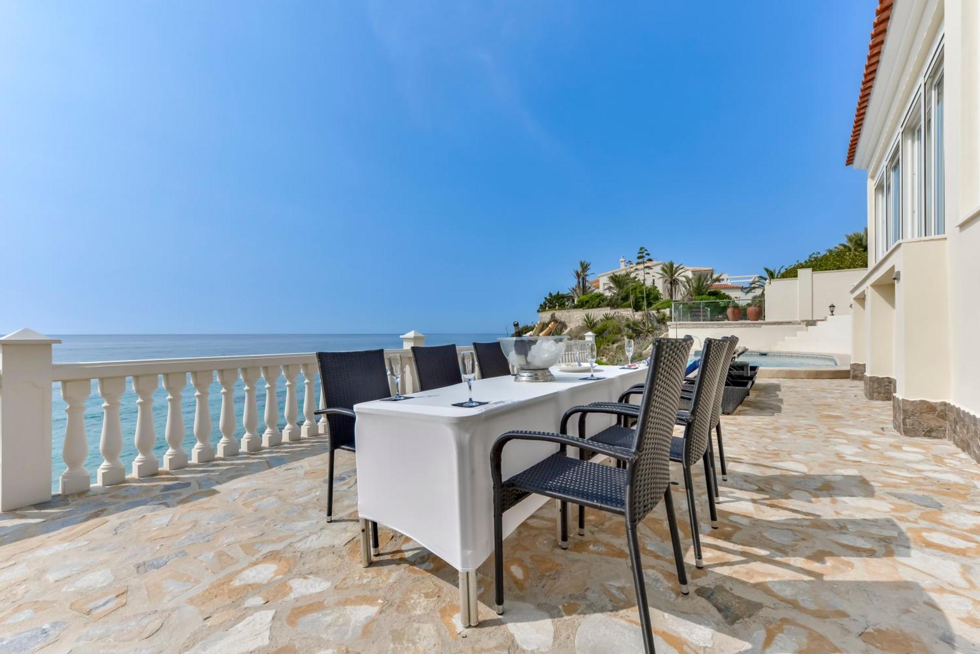 Bahia Verdosa Villa